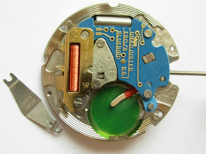 NOS EB Ebosa bluebird Cal. 701.211 Watch Movement Date at 3 CS Quartz 10½ Ligne - Experts Watches