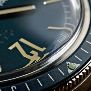 New Christopher Ward C65 Trident Diver Vintage Style Blue Dial Watch 41MM Hybrid