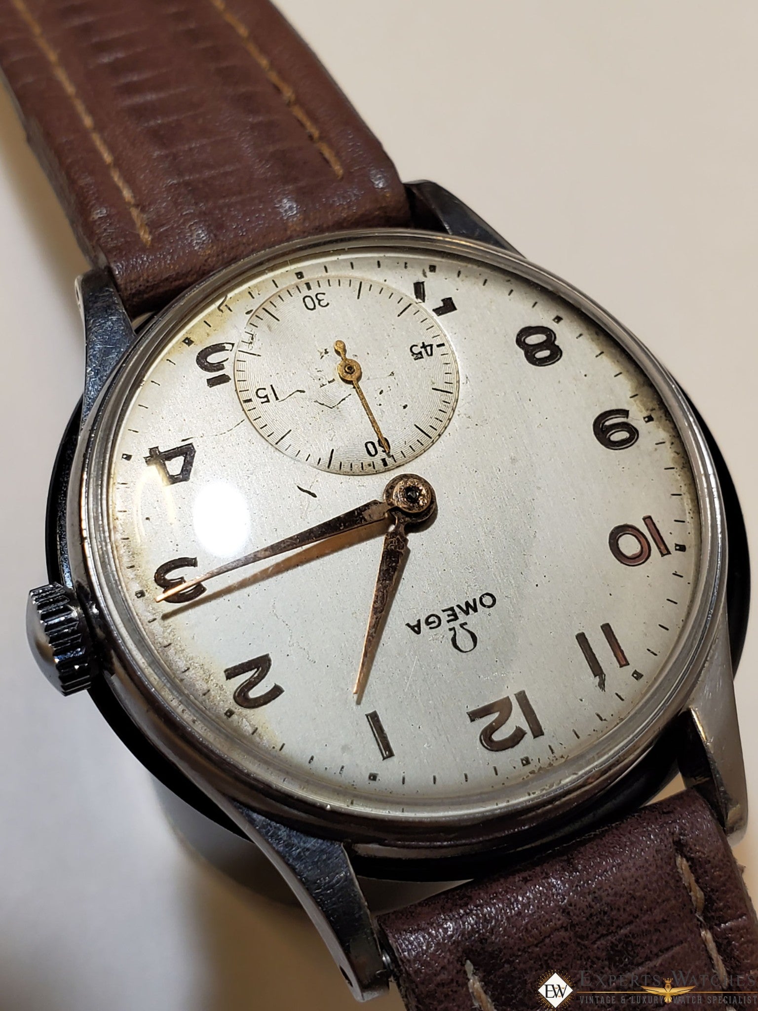 1940 s Vintage Omega 2319 2 Cal 30T2 Manual Movement Engraving 1946 M Experts Watches