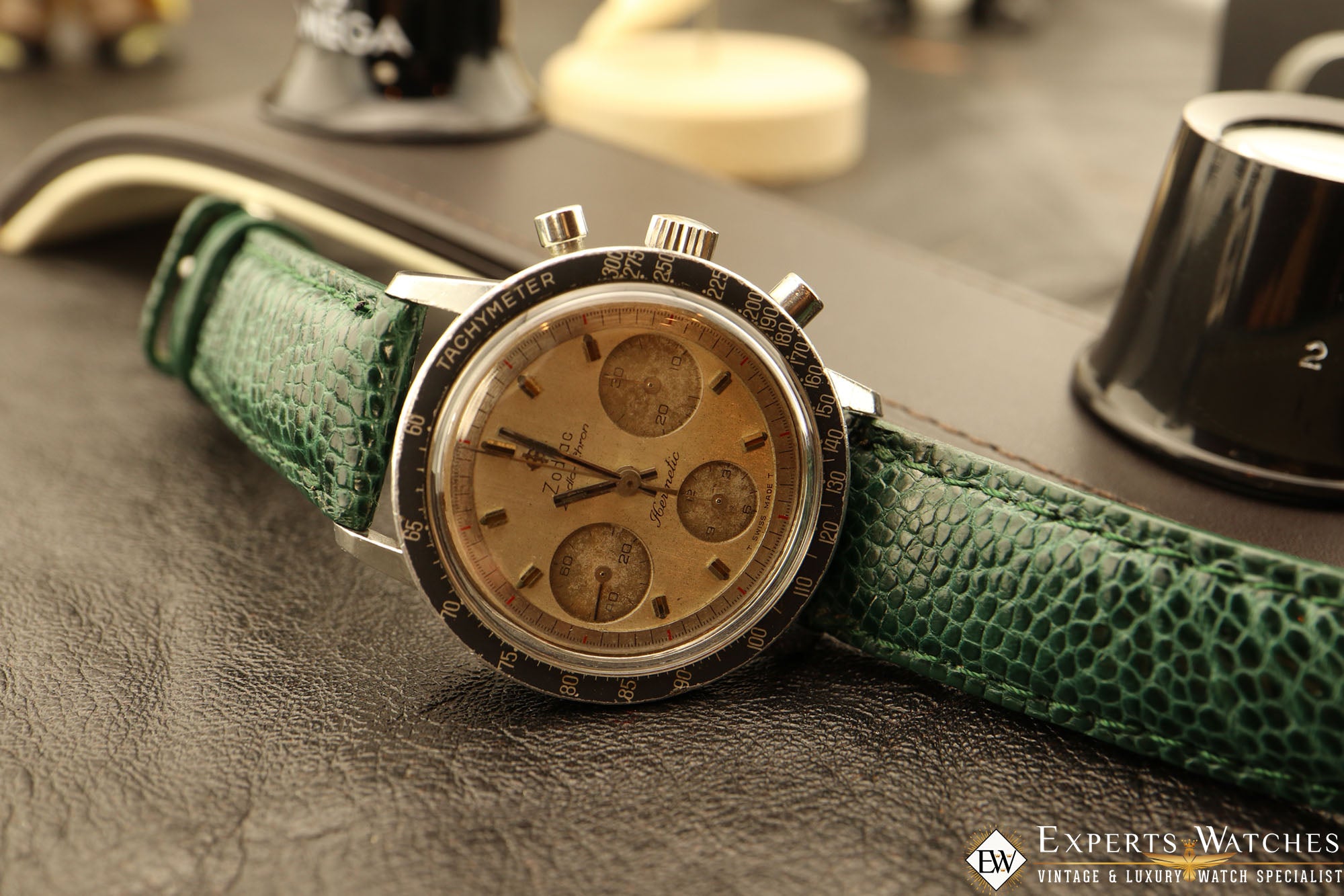 1960's Serviced Vintage Zodiac Chronograph Zodia-Chron Valjoux 72 Herm – Experts Watches 1960-s-serviced-vintage-zodiac-chronograph-zodia-chron-valjoux-72-herm-experts-watches