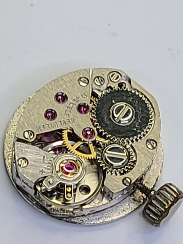 Marty AS Caliber 1977 - 2 INT Watch Movement 17 Jewels with dial and hand - Experts Watches