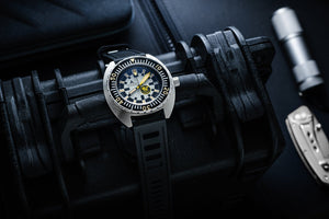 New SYNCHRON POSEIDON Diving Watch ISOfrane Rubber Limited Edition 490/1000 - Experts Watches